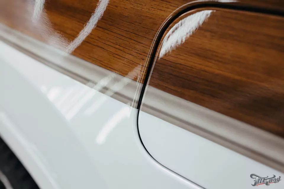 Так не должно быть! Заново разработали дизайн наклеек для Jeep Grand Wagoneer и забронировали кузов полиуретаном